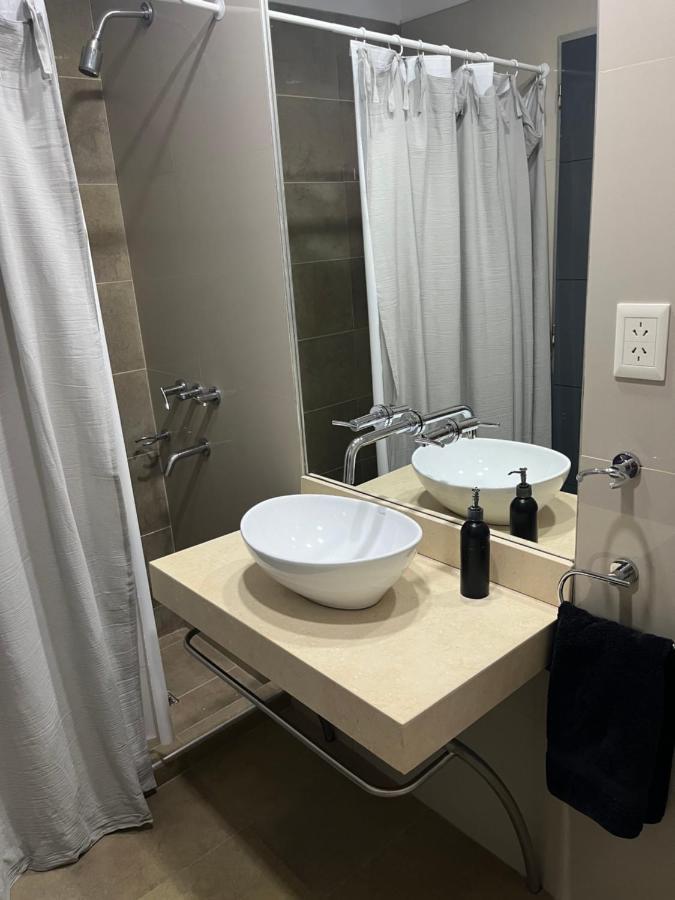 Departamento moderno y con excelente ubicación Apartamento Resistência Exterior foto